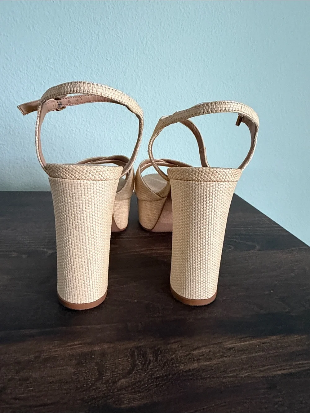SCHUTZ Cream Textured Platform Sandals with Ankle Strap